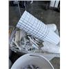 Image 5 : 4 TOTES OF WEDDING/ PARTY SUPPLY ITEMS