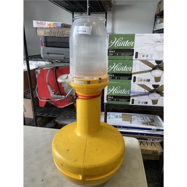 WOBBLE LIGHT WORK LIGHT - WORKING