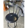 Image 3 : BLACK LEATHER BARSTOOL