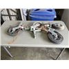 Image 1 : SET OF SCAFFOLDING WHEELS