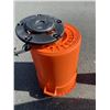 Image 3 : BRUTE 45 GALLON GARBAGE CAN WITH DETACHABLE DOLLY