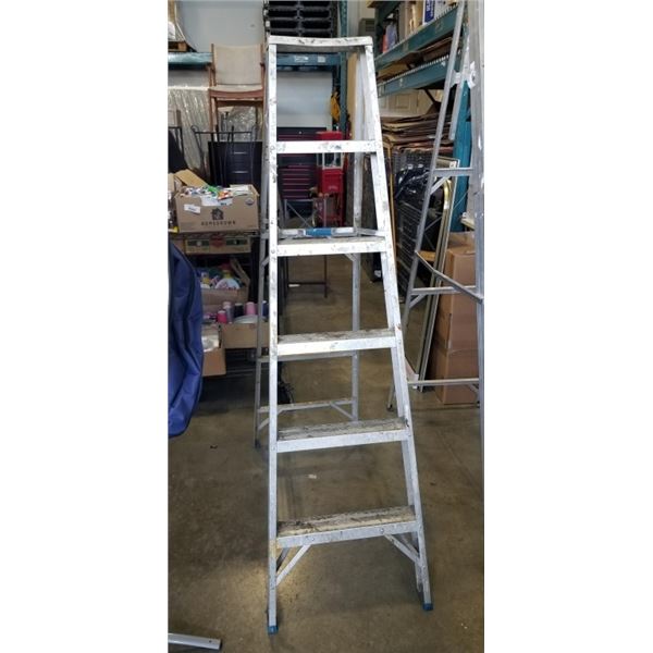 6FT ALUMINUM  A-FRAME LADDER