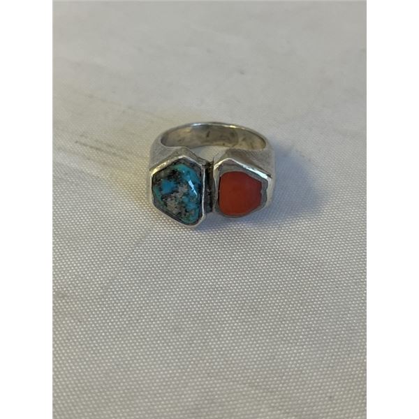HAND CRAFTED STERLING SILVER W/ CORAL AND TURQUOISE STONES RING MARKED STERLING