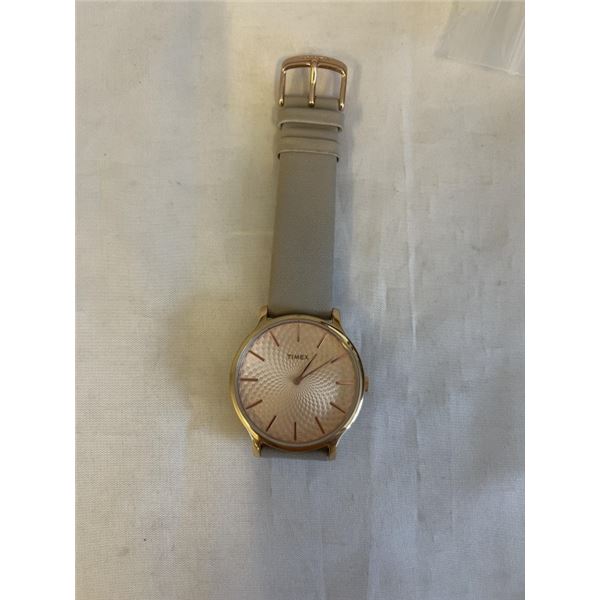GOLD TONE TIMEX QUARTZ WATCH, BATTERY REQUIRED