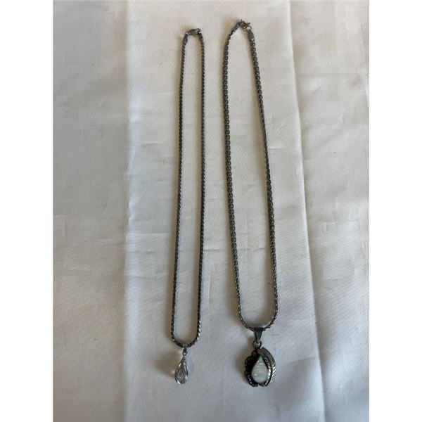 CHAIN NECKLACE MARKED 925 MEX W/ PENDANT MARKED 925 AND CHAIN NECKLACE MARKED 925 MEX W/ PENDANT STA