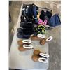 Image 1 : BOX OF NEW ASSORTED KIDS BOOTS