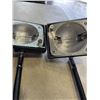 Image 4 : 4 120 VOLT HALOGEN LAMPS