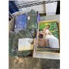 Image 1 : NEW HAMMOCK MOSQUITO NETS AND HOLOGRAPHIC PICTURES