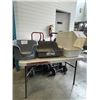 Image 1 : PET BEDS, BLANKET, BOWLS, ETC