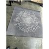 Image 1 : SANDERUM 6'7" X 6'7" AREA RUG