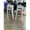 Image 1 : SET OF 4 METAL STACKING BAR STOOLS