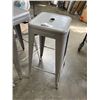 Image 3 : SET OF 4 METAL STACKING BAR STOOLS