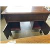 Image 5 : VINTAGE DESK W/ BUILT IN RECORD PLAYER