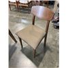 Image 5 : MCM DINING TABLE WITH 3 CHAIRS