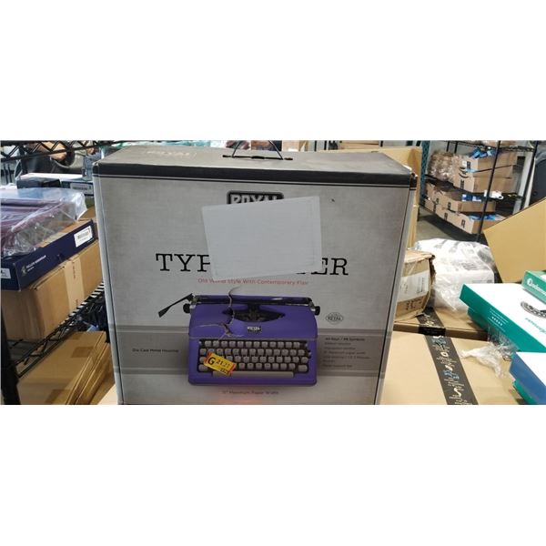 ROYAL CLASSIC MANUAL TYPEWRITER