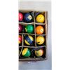 Image 3 : VINTAGE POOL BALLS