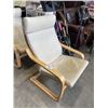 Image 2 : IKEA LEATHER BENTWOOD CHAIR