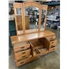 Image 3 : VINTAGE OAK PALISAR DRESSER W/ MIRROR