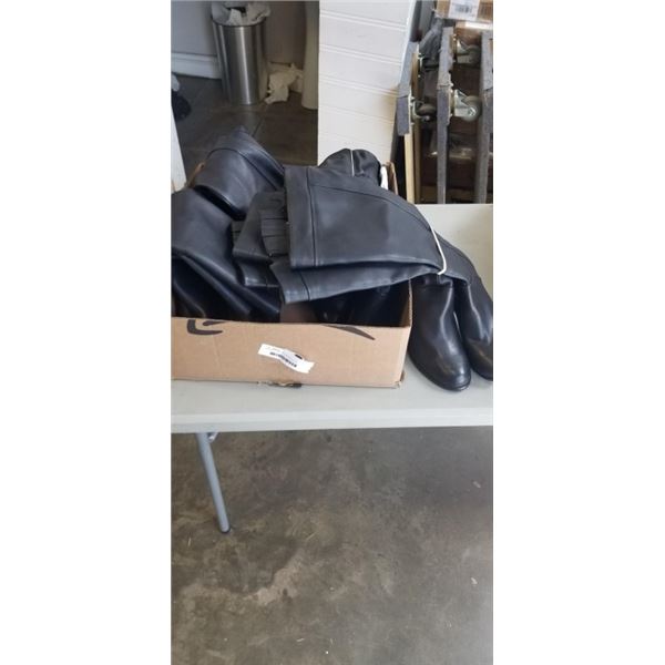5 PAIRS OF LADIES LEATHER BOOTS