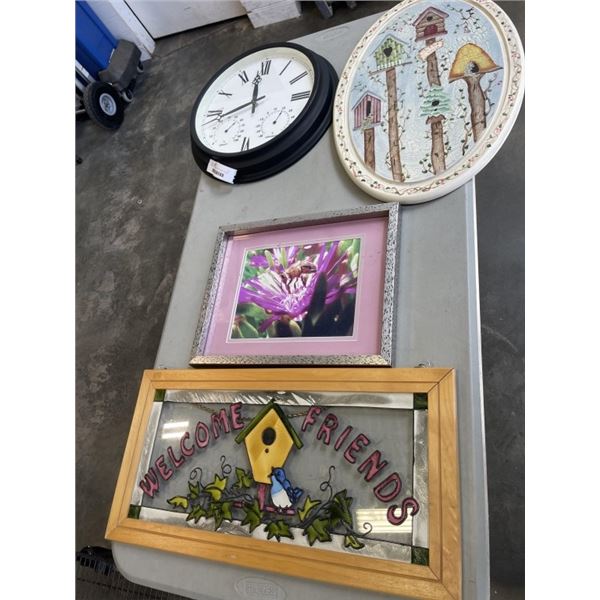 3 WALL DECORATIONS AND A WALL CLOCK