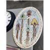 Image 2 : 3 WALL DECORATIONS AND A WALL CLOCK
