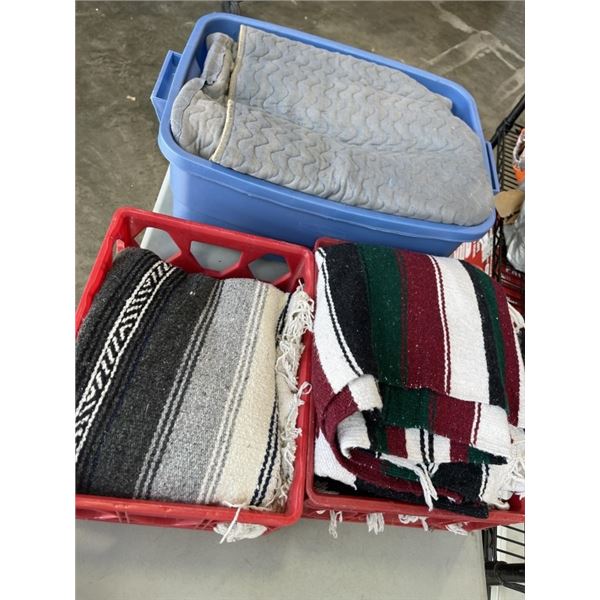 3 OUTDOOR BLANKETS, 2 WORK BLANKETS AND A TOTE