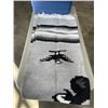 Image 5 : 3 OUTDOOR BLANKETS, 2 WORK BLANKETS AND A TOTE