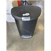 Image 1 : SIMPLE HUMAN GARBAGE CAN