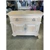 Image 1 : AMERICAN DREW 2 DOOR AND 1 DRAWER CABINET