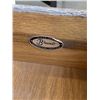 Image 3 : 2 DRAWER NIGHTSTAND