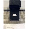 Image 2 : 5.00 CT GRA CERTIFIED ROUND BRILLIANT CUT MOISSANITE STONE VVS D COLOR SET WITH 2 TRIANGULAR CUT CUB