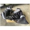 Image 2 : NEW AVYNA TRAMPOLINE SAFETY NETTING 14FT