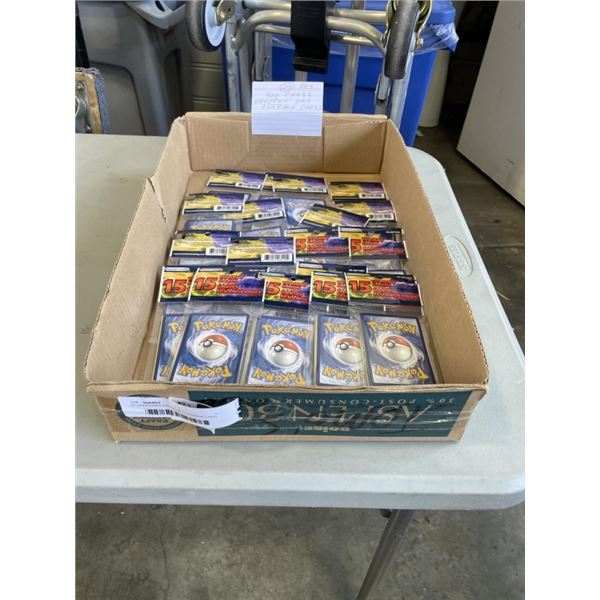 20 UNOPENED PACKS OF POKEMON CARD. 300 CARDS TOTAL