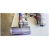 Image 3 : DYSON CYCLONE V10 ABSOLUTE WITH CHARGER AND BATTERY. WORKING