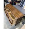 Image 4 : FRENCH PROVINCIAL 9 DRAWER DRESSER