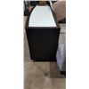 Image 4 : MODERN 6 DRAWER DRESSER WITH GLASS TOP
