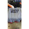 Image 4 : 2 BUNDLES OF MENS JERSEYS, WAYNE GRETZY BRAND COAT, VESTS, ETC