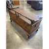 Image 2 : ANTIQUE HONDERICH FURNITURE WALNUT AND CEDAR LINED STORAGE TRUNK
