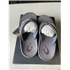 Image 4 : NEW OLUKAI 'OHANA SIZE 9 MENS SANDLES. PAVEMENT/ PAVEMENT COLOR