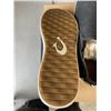 Image 5 : NEW OLUKAI AWAI'LOA MANU HOPE SIZE 10 WOMANS SHOES. LAVA ROCK/OFF WHITE COLOR