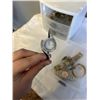 Image 6 : PLASTIC ORGANIZER W/ ESTATE JEWELRY AND WATCHES
