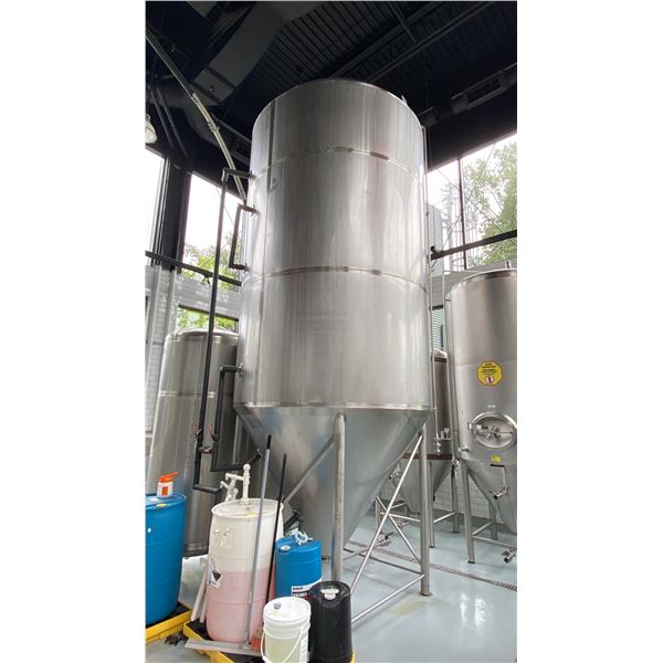 RIPLEY STAINLESS COMMERCIAL 120HLFV JACKETED FERMENTATION VESSEL WITH 12000L CAPACITY