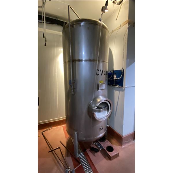 RIPLEY STAINLESS COMMERCIAL 18HLC JACKETED BRIGHT TANK WITH 1800L CAPACITY