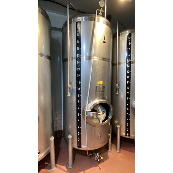 RIPLEY STAINLESS COMMERCIAL 18HLC JACKETED BRIGHT TANK WITH 1800L CAPACITY