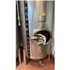 Image 2 : RIPLEY STAINLESS COMMERCIAL 18HLC JACKETED BRIGHT TANK WITH 1800L CAPACITY