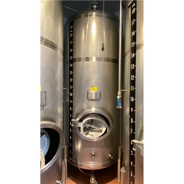RIPLEY STAINLESS COMMERCIAL 18HLC JACKETED BRIGHT TANK WITH 1800L CAPACITY