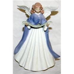 Lladro Angel Statue 7" Tall