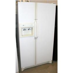 Amana Side by Side Refrigerator w/ Ice in Door