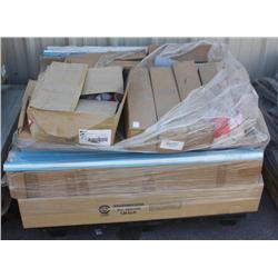 Pallet Lot of Misc Items, Lights & Fixtures