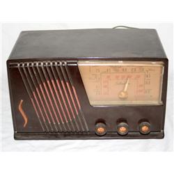 Vintage Silvertone Tube Radio